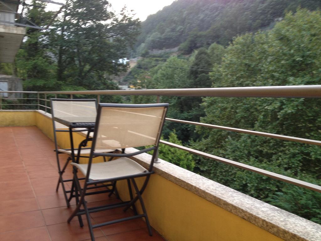 Casa Ribom Lägenhet Geres Exteriör bild